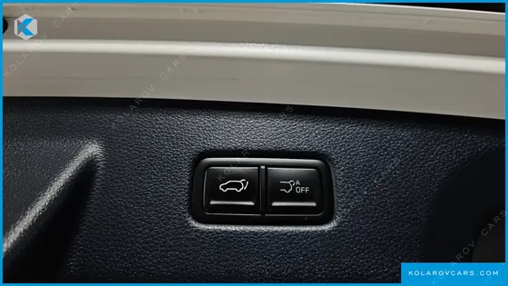 KIA CARNIVAL HEV 9SEATER SIGNATURE