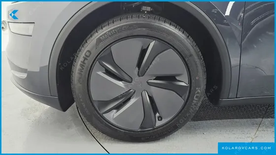 TESLA MODEL Y RWD
