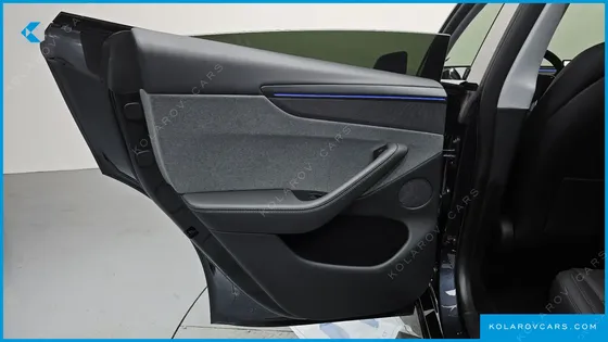 TESLA MODEL Y RWD