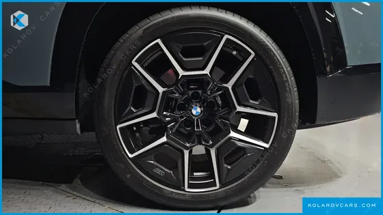 BMW XM 4.4 LABLE