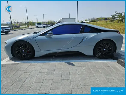 BMW I8 COUPE