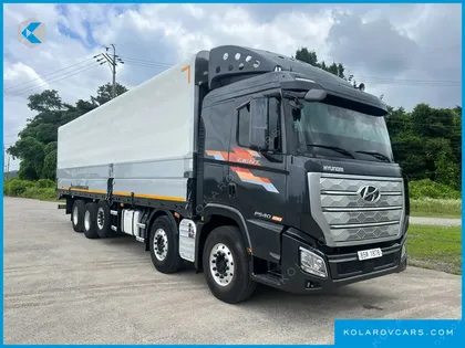 HYUNDAI EXCEED 10X4
