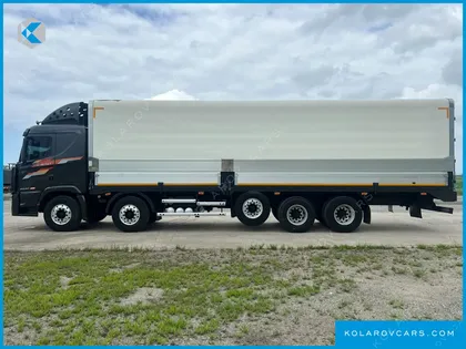 HYUNDAI EXCEED 10X4