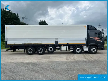 HYUNDAI EXCEED 10X4