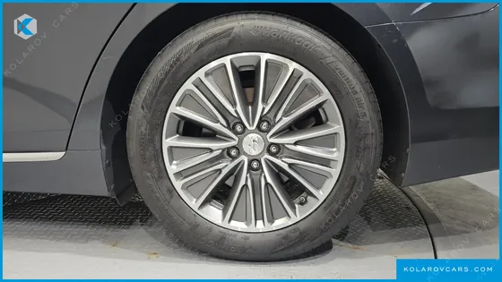 HYUNDAI GRANDEUR EXCLUSIVE