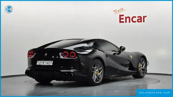 FERRARI 812 6.5 V12