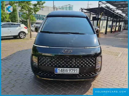 HYUNDAI STARIA 4WD LOUNGE 7-SEATER