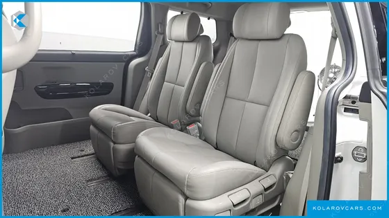 KIA CARNIVAL GASOLINE 7-SEATER LIMOUSINE