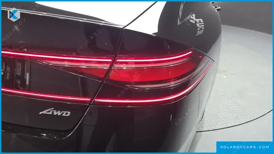 GENESIS G90 GASOLINE 3.5 TURBO AWD
