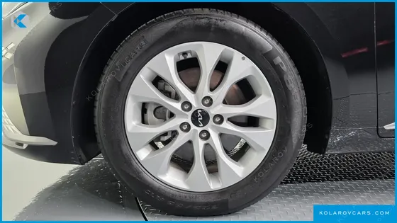 KIA K8 2.5 GASOLINE 2WD