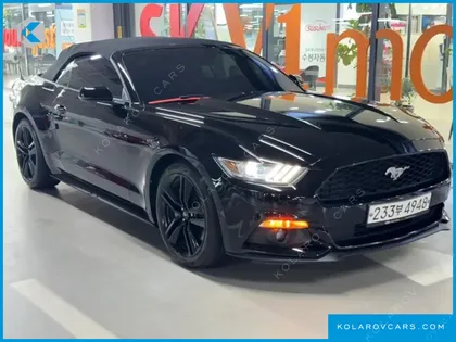 FORD MUSTANG CONVERTIBLE