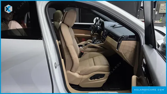 PORSCHE CAYENNE 3.0 COUPE