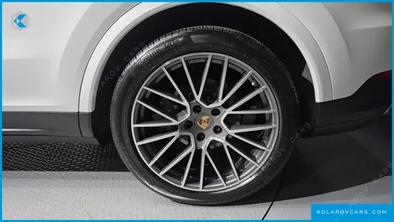 PORSCHE CAYENNE 3.0 COUPE