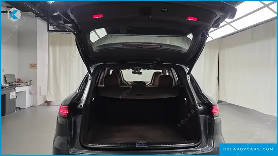 PORSCHE CAYENNE 3.0