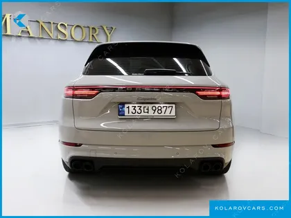 PORSCHE CAYENNE 3.0 PLATINUM EDITION