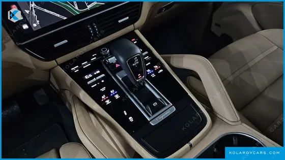 PORSCHE CAYENNE 3.0 COUPE