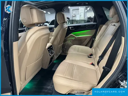 PORSCHE CAYENNE 3.0 E-HYBRID