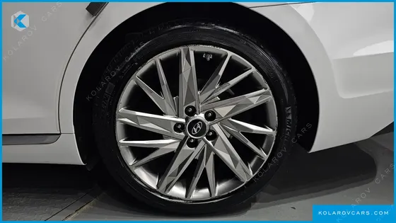 HYUNDAI GRANDEUR 2.5