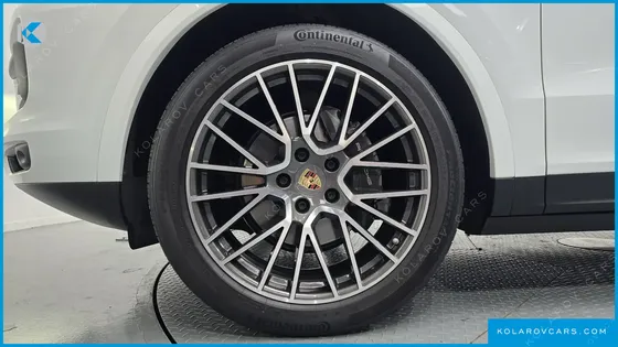 PORSCHE CAYENNE 3.0 COUPE