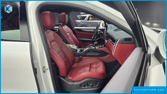 PORSCHE CAYENNE 3.0 COUPE