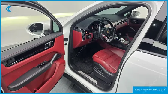 PORSCHE CAYENNE 3.0 COUPE