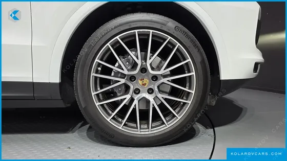PORSCHE CAYENNE 3.0