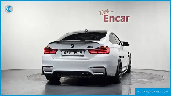 BMW M4 M4 COUPE