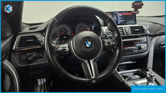 BMW M4 M4 COUPE