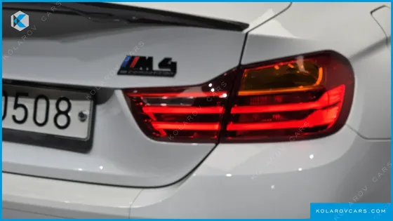 BMW M4 M4 COUPE