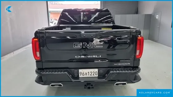 GMC SIERRA DENALI