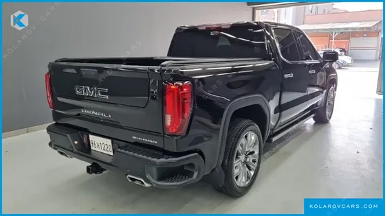 GMC SIERRA DENALI