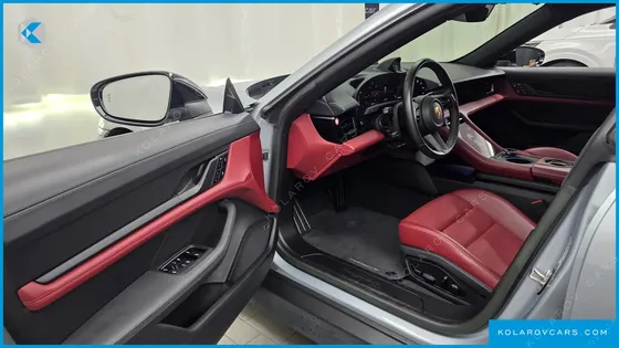 PORSCHE TAYCAN BASE
