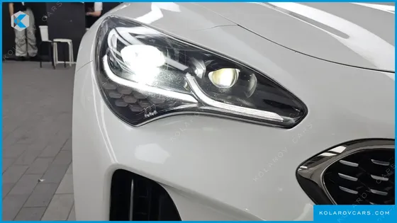 KIA STINGER 3.3 TURBO 2WD