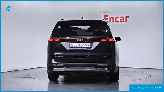 KIA CARNIVAL GASOLINE 9-SEATER NOBLESSE