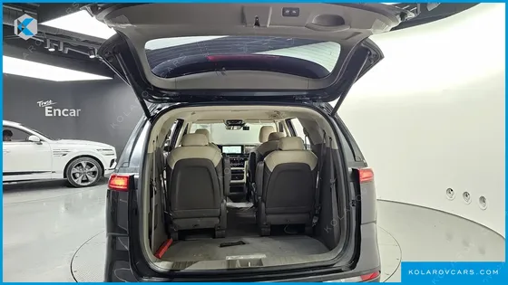 KIA CARNIVAL GASOLINE 9-SEATER NOBLESSE