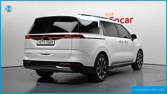 KIA CARNIVAL GASOLINE 9-SEATER SIGNATURE