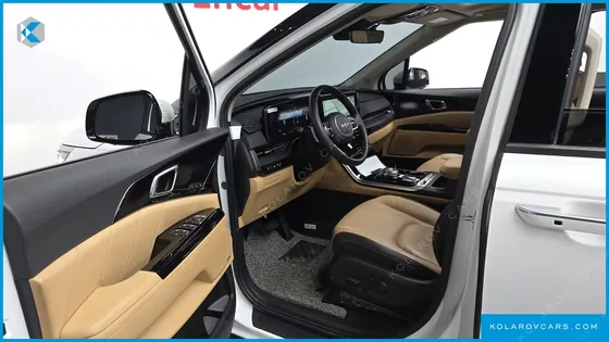 KIA CARNIVAL GASOLINE 9-SEATER SIGNATURE