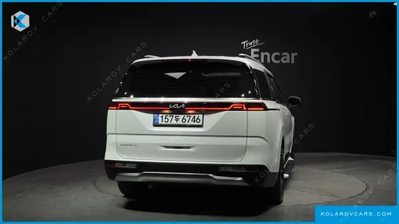 KIA CARNIVAL GASOLINE 7-SEATER NOBLESSE