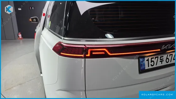 KIA CARNIVAL GASOLINE 7-SEATER NOBLESSE