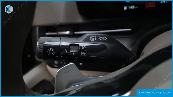 KIA CARNIVAL GASOLINE 7-SEATER NOBLESSE