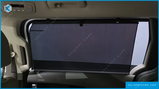 KIA CARNIVAL GASOLINE 7-SEATER NOBLESSE