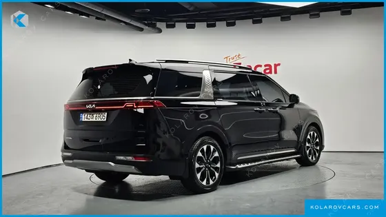 KIA CARNIVAL GASOLINE 9-SEATER SIGNATURE