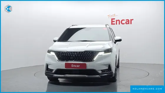 KIA CARNIVAL 7-SEATER OUTDOOR