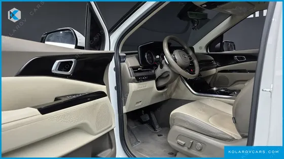 KIA CARNIVAL 9-SEATER NOBLESSE