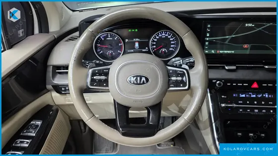 KIA CARNIVAL 9-SEATER NOBLESSE