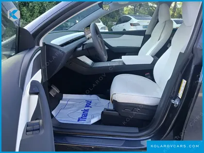 TESLA MODEL Y LONG RANGE AWD