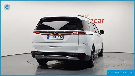 KIA CARNIVAL 7-SEATER SIGNATURE