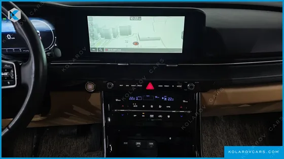 KIA CARNIVAL 7-SEATER SIGNATURE