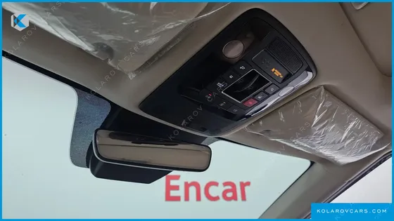 KIA CARNIVAL 7-SEATER SIGNATURE