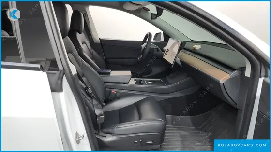 TESLA MODEL Y LONG RANGE AWD